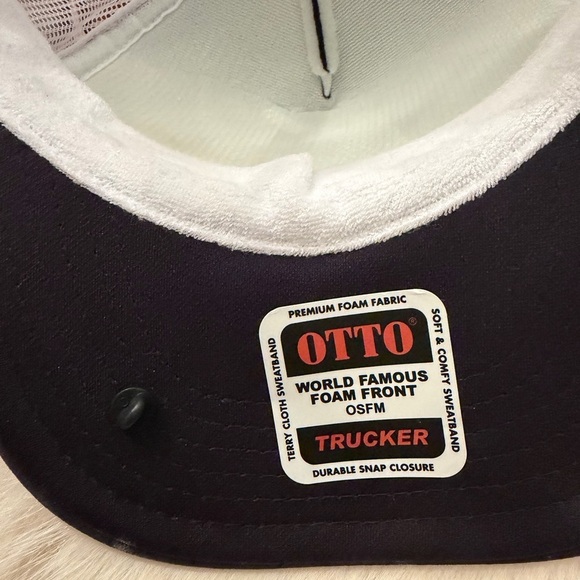 NWT Custom Made Sorry About My Husband Otto Trucker Hat with Chain & Pin main image 5